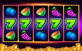 Collage of vvp555 featured slot game tiles showing Aviator, Sweet Bonanza, Gates of Olympus, Fortune Tiger, and Mahjong Ways
